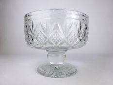 Crystal glass pedestal bowl, with strawberry and flute cut decoration on star cut base, D22.