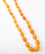 Graduating amber bead necklace approx 33g Condition Report Approx 58cm length