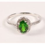 Chrome diopside white gold dress ring hallmarked 9ct Condition Report <a