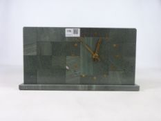 Modern polished stone mantle clock, H17cm Condition Report <a href='//www.