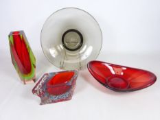 Murano 'Sommerso' textured and coloured glass dish W13cm and a Murano multi faceted posy vase,
