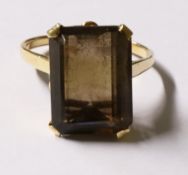 Smokey quartz ring tested to 9ct Condition Report <a href='//www.davidduggleby.