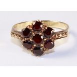 Garnet cluster ring stamped 9ct Condition Report <a href='//www.davidduggleby.