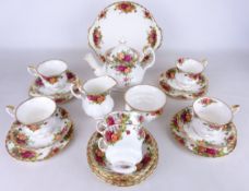 Royal Albert 'Old Country Roses' tea set for six Condition Report <a