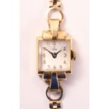 Ladies Tudor gold wristwatch on bracelet hallmarked 9ct approx 15.