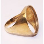 9ct gold sovereign loose mount ring hallmarked approx 5.