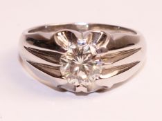 Gentleman's 18ct white gold single stone brilliant cut diamond ring with IGL certificate - diamond