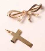 9ct gold bow brooch and a cross pendant both hallmarked approx 5.