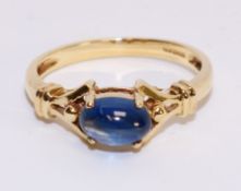 9ct gold ring set with a cabachon sapphire hallmarked Condition Report <a