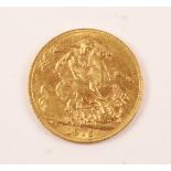 1915 gold sovereign Condition Report <a href='//www.davidduggleby.