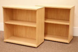 (STK10113) Two light oak finish bookcase with single adjustable shelf, W80cm, H80cm,