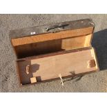 An empty carrying case G