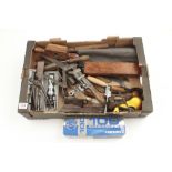 A box of tools G