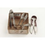 A pair of ladies legs calipers and ladies legs tweezers and two miniature pairs of shears G+