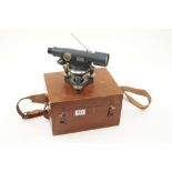 A STANLEY London level in original fitted box with tripod G++