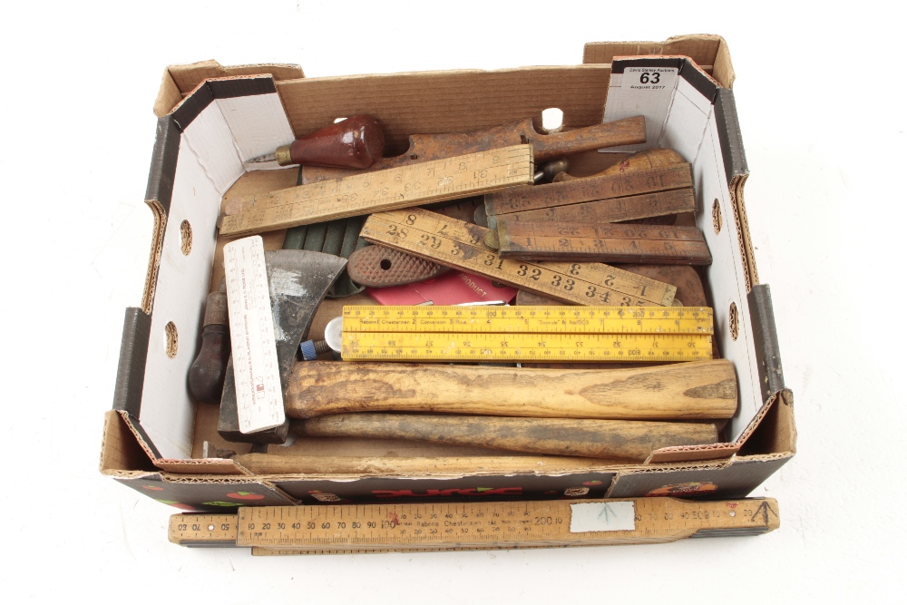 A box of tools G