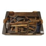 A box of tools G