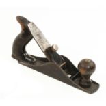 A STANLEY No 40 scrub plane G