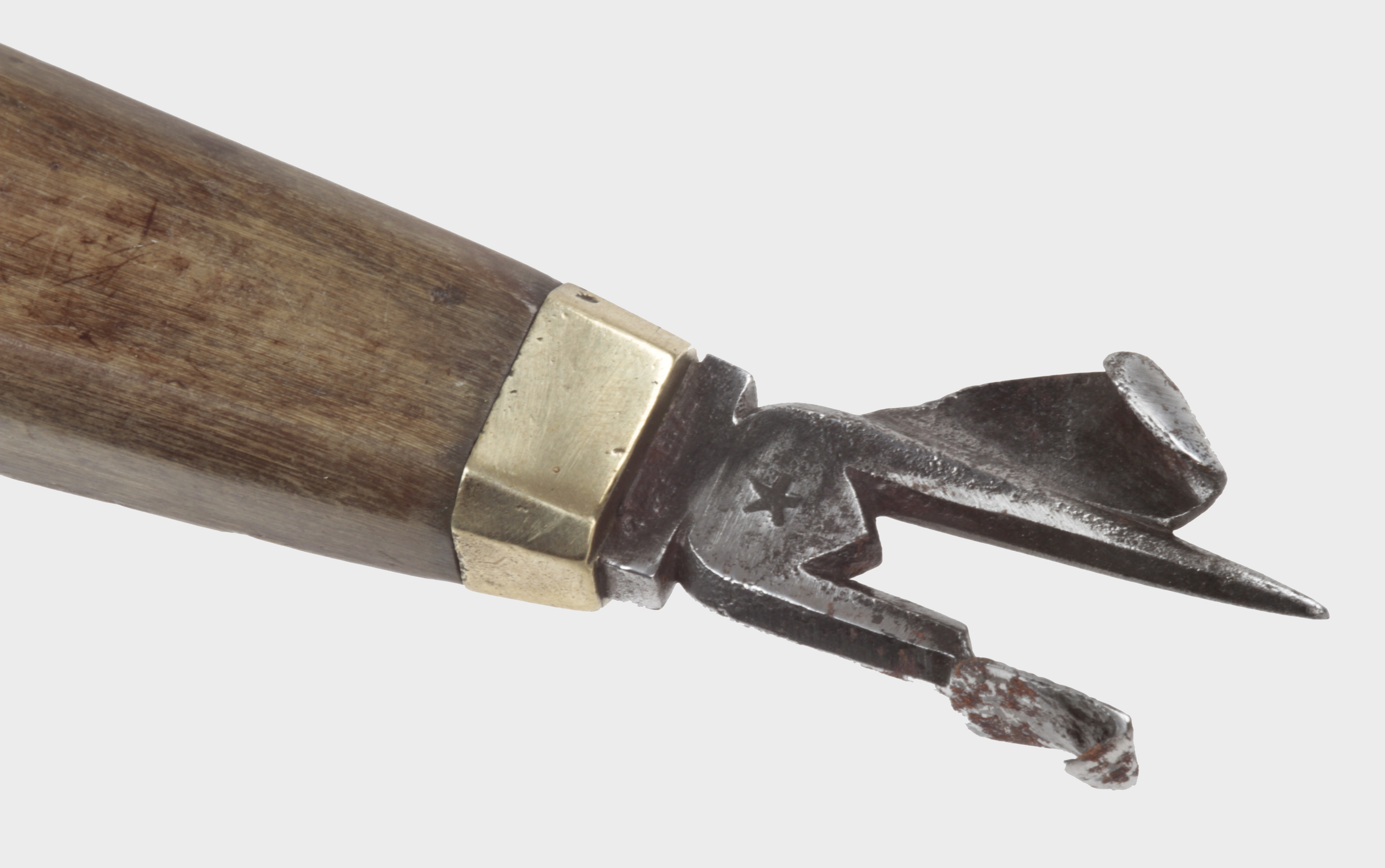 A 19c French rouanne or race knife with horn handle and star decoration G++ - Image 3 of 5
