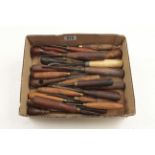 24 carving tools G