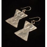 BREON O'CASEY A pair of silver hourglass earrings Makers marks and hallmarks for Birmingham 1981