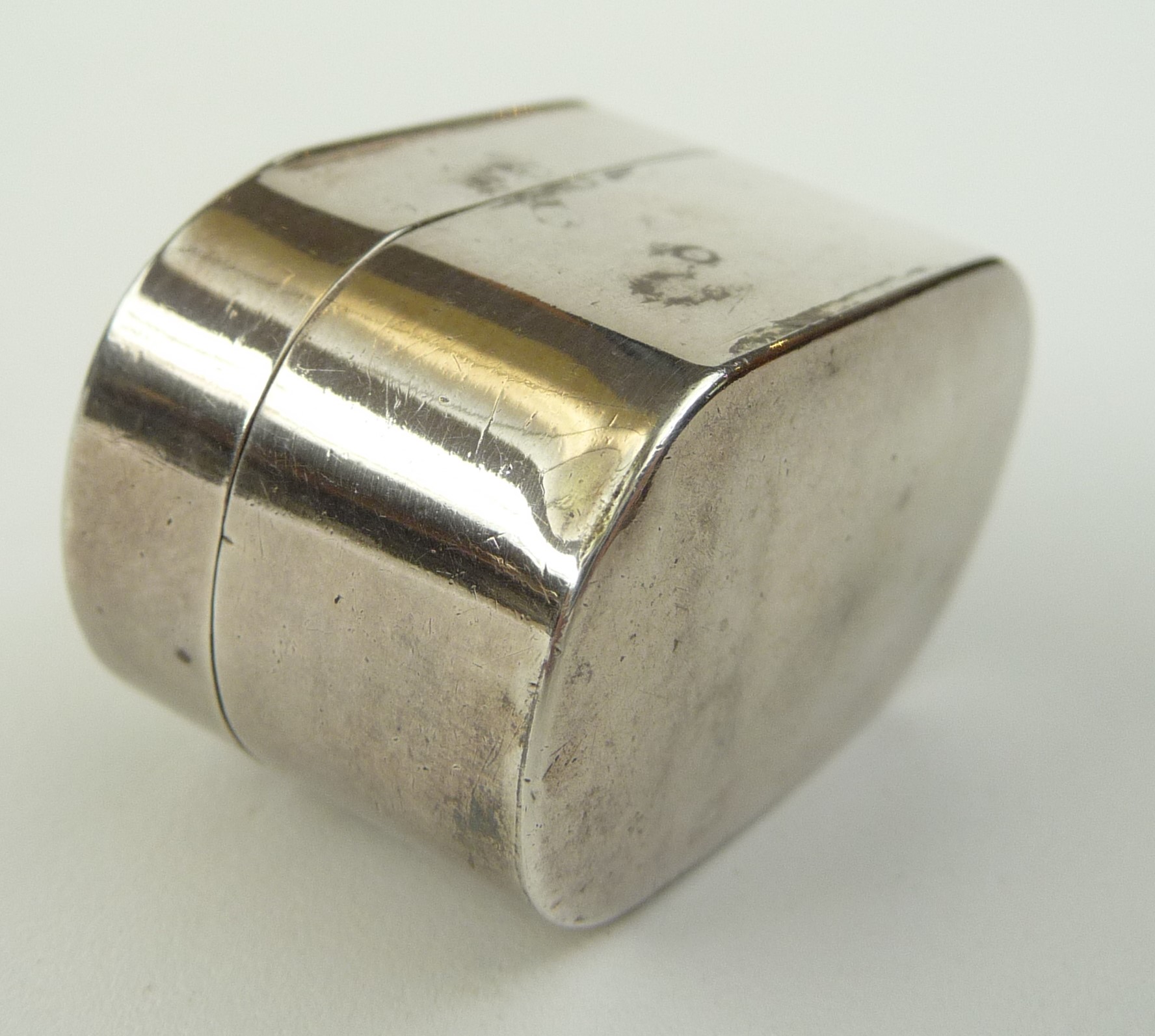 A plan silver nutmeg box by Joseph Willmore, the steel grater hinged on a silver frame, - Image 3 of 5