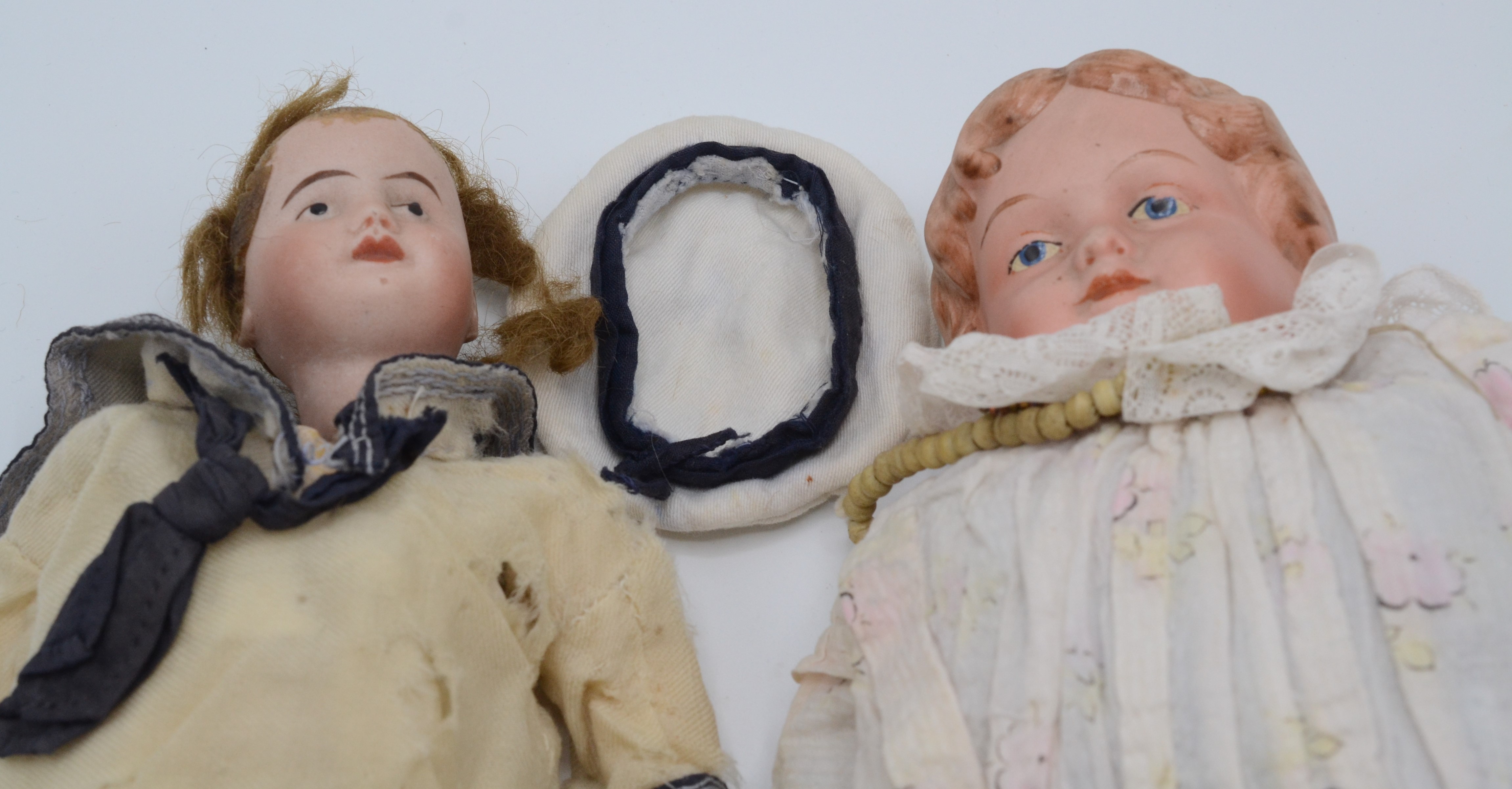 A French bisque porcelain headed doll, inscribed 'SFBJ Go Paris 12/0', - Image 2 of 2