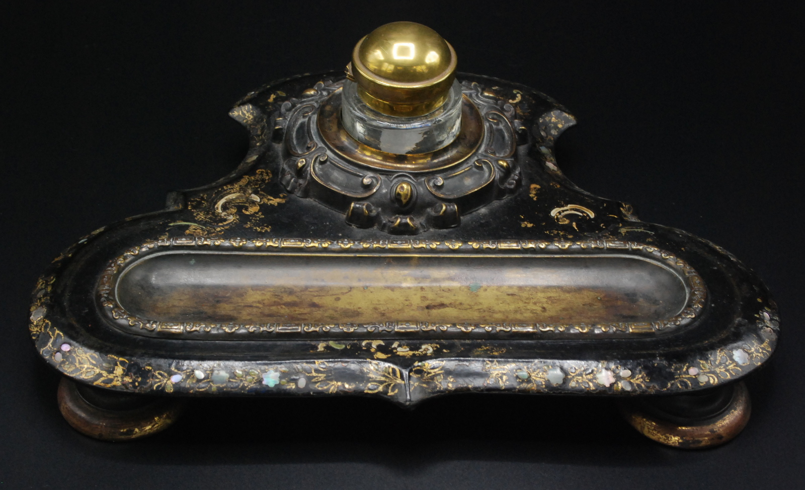 A William IV papier mache ink stand.