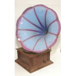 An early 20th century oak table top hand wind gramophone,