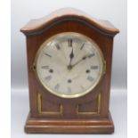 A mahogany mantel clock, early 20th century, the 17cm metal dial with roman numerals, height 36.