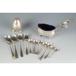 Two silver condiments, silver condiment spoons and other spoons. 6oz.