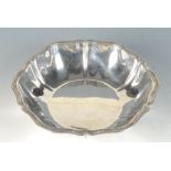 A European 830 standard shaped bowl, diameter 26cm. 429g.