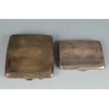 Two engine turned silver cigarette cases, 5.4oz.