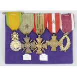 A group of five French/Belgian medals, including WW1 and WWII Croix de Guerre, Cross of Valour, etc