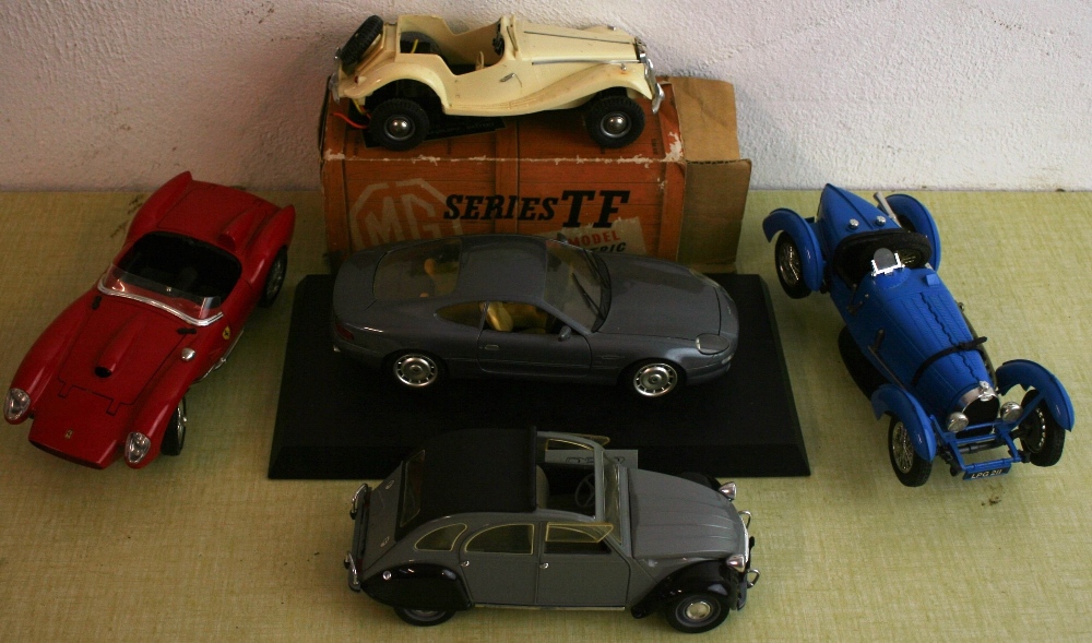 Burago die cast scale 1:18, Ferrari 250 Testa Rossa 1957, Bugati type 59 1934, Guiloy die cast scale