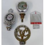 A Calormeter radiator cap, an RAC Full Members car badge, a VCC grill badge and a RREC grill