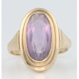 A 9ct yellow gold amethyst ring 3.1 grams, size I 1/2