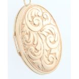 A 9ct yellow gold oval locket 3.5 grams