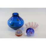 A 20TH CENTURY BULBOUS BLUE GLASS "WHITEFRIARS" VASE, 5 1/2 ins high,
