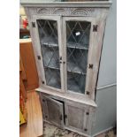 Corner display cabinet CONDITION: Please Note - we do not make reference to the