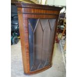 Glazed Corner cabinet CONDITION: Please Note - we do not make reference to the