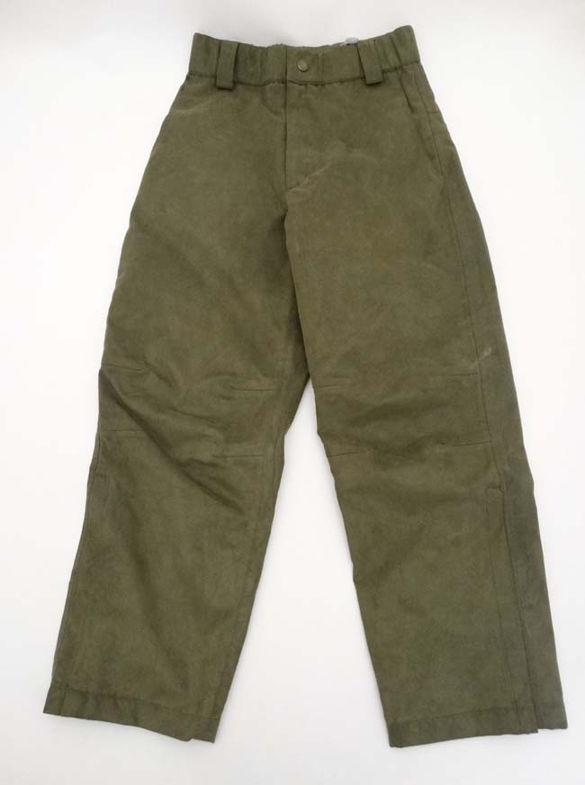 Musto Clay Shooting Over Trousers in Moss , size XS.