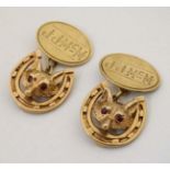 Hunting Interest : 9ct gold cufflinks with horse shoe and fox mask decoration,