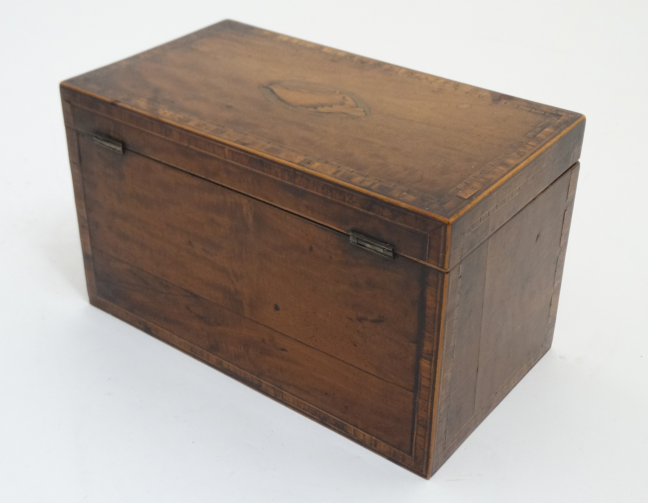 A late 18thC Sheraton shell inlaid and cross banded mahogany tea caddy opening to reveal two lidded - Image 4 of 6