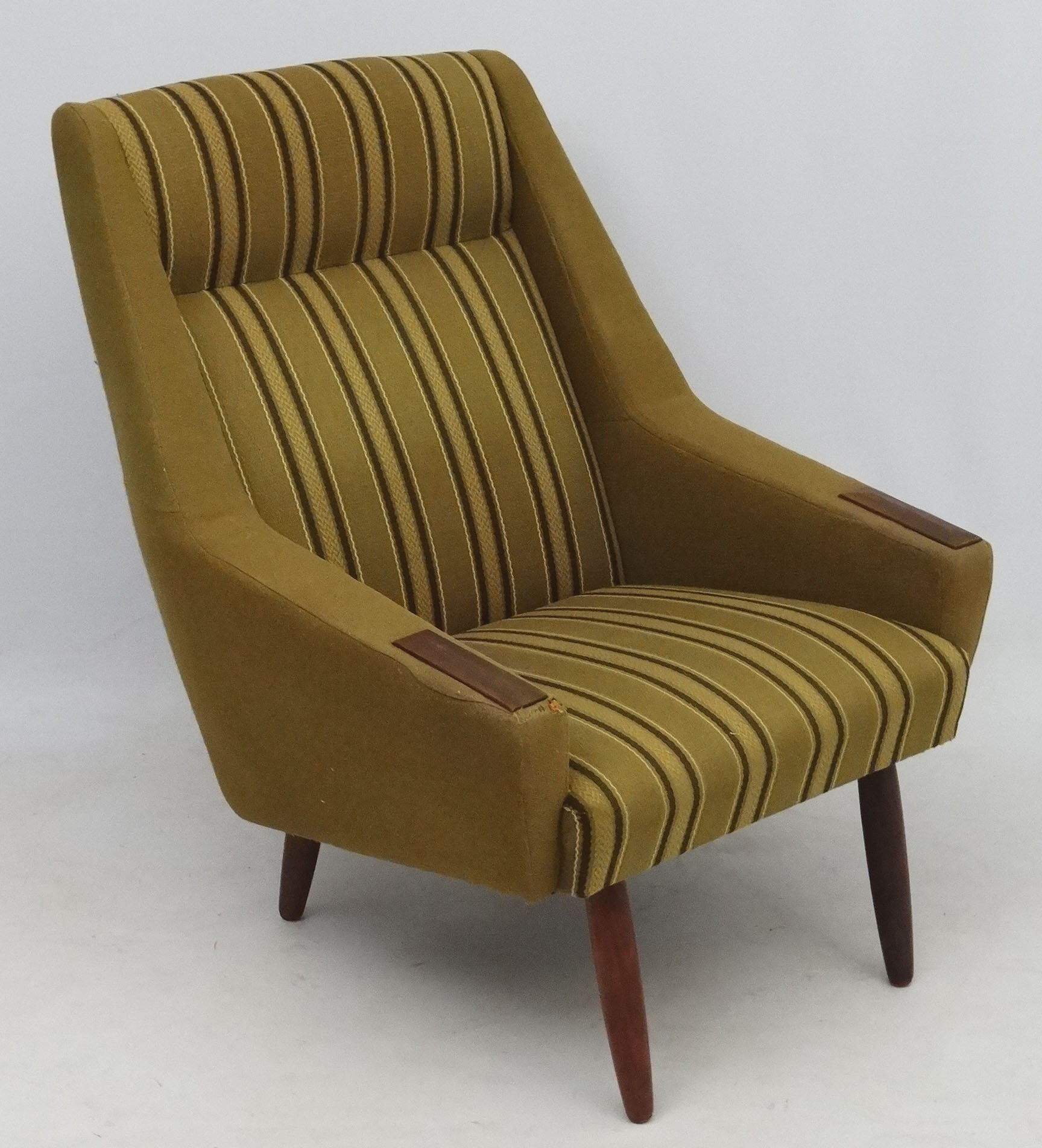 Vintage Retro : A Scandinavian Cloth Armchair , - Image 3 of 4