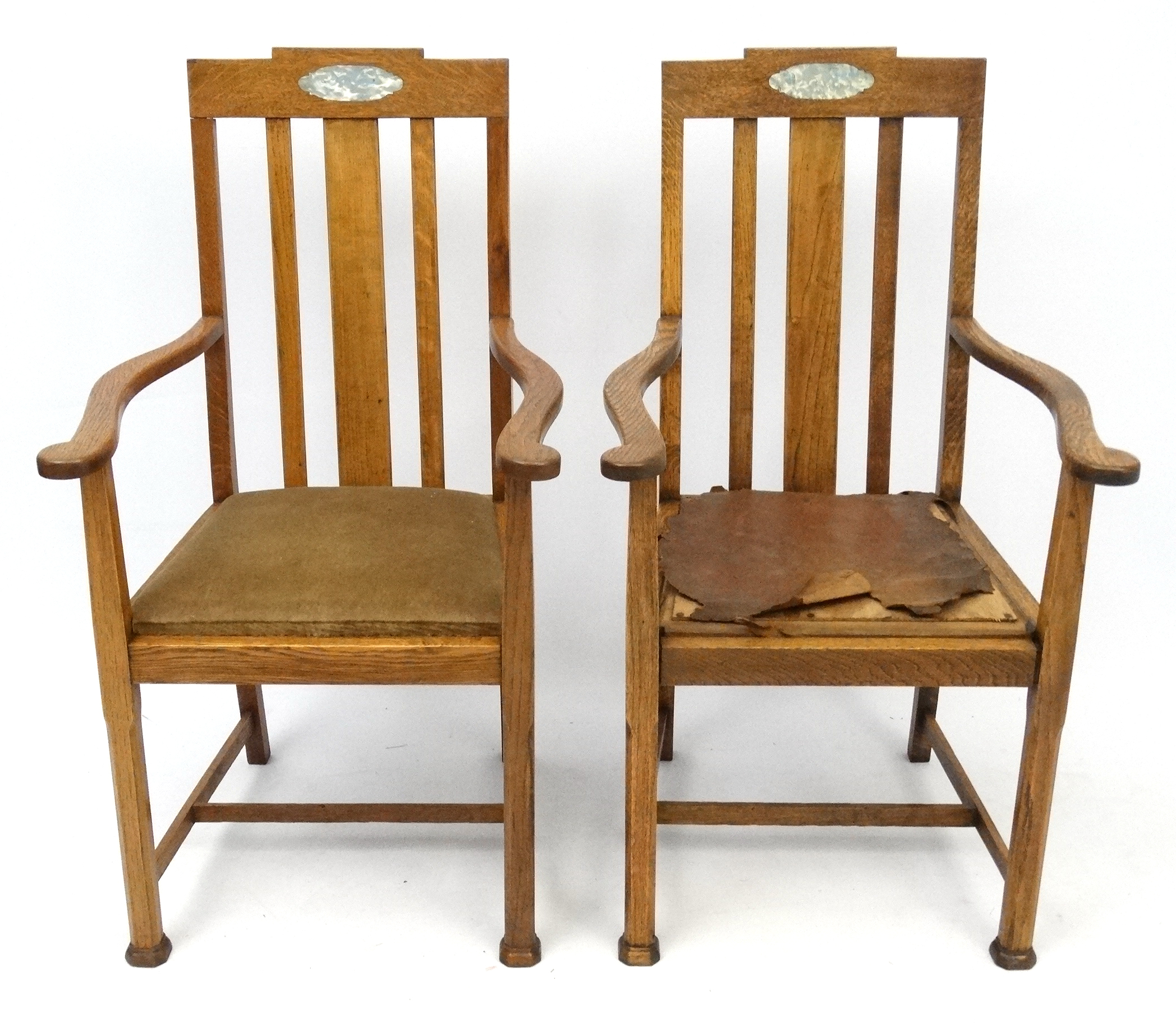 Arts and Crafts : a pair of Oak open Armchairs with canted square column legs , - Image 2 of 5
