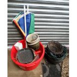 Large quantity of miscellaneous garden items etc.