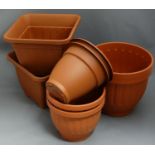 Assorted garden pots CONDITION: Please Note - we do not make reference to the