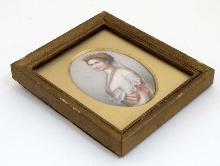 Manner of KPM , A hand painted miniature on oval cabochon porcelain base , depicting a noble lady, - Image 4 of 4