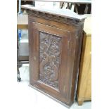 Carved oak corner cabinet CONDITION: Please Note - we do not make reference to the